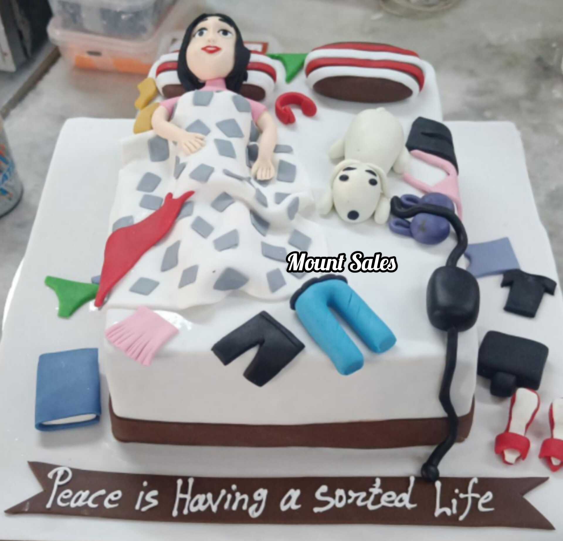 Premium RED N White Velvet Cake